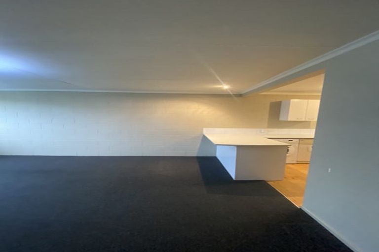 Photo of property in 83 Chelwood Street, Takaro, Palmerston North, 4412