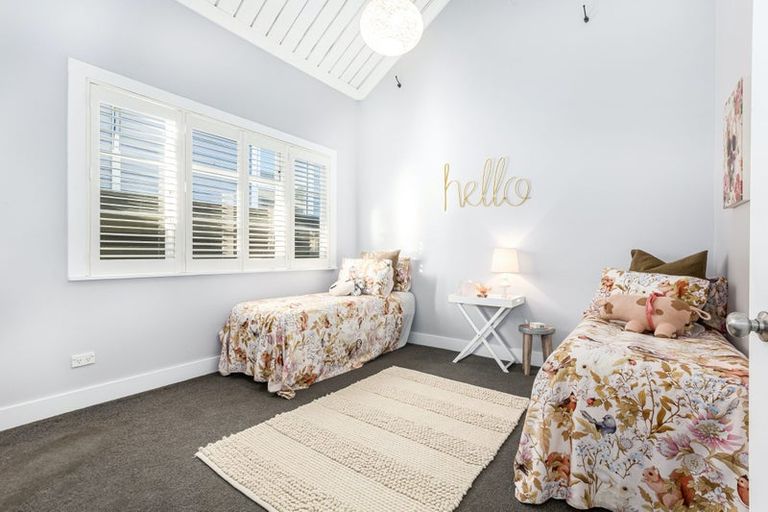 Photo of property in 18 Cuba Street, Petone, Lower Hutt, 5012