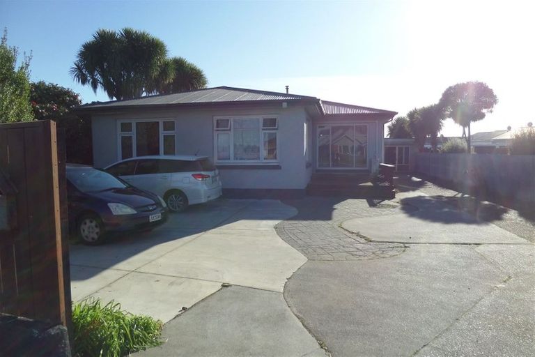 Photo of property in 74 Springs Road, Hornby, Christchurch, 8042