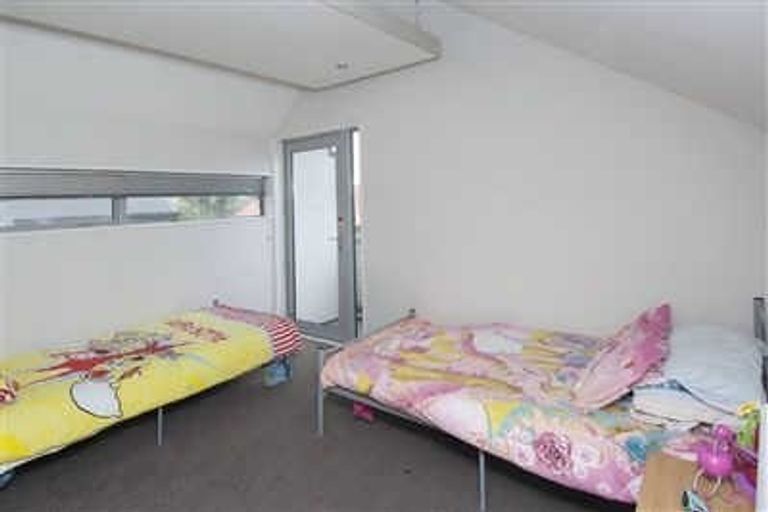 Photo of property in 30 Mayfair Street, Riccarton, Christchurch, 8011