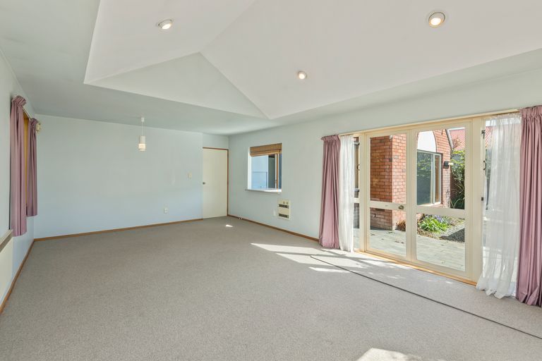 Photo of property in 25a Ravenna Street, Avonhead, Christchurch, 8042