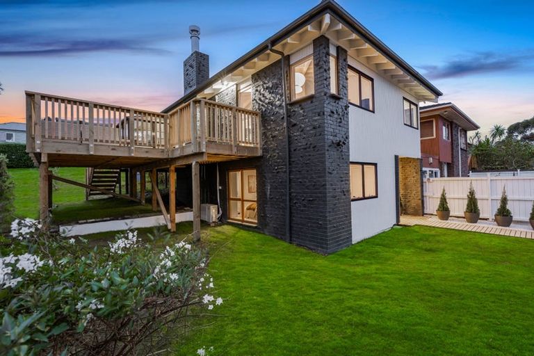 Photo of property in 3/5 Pullum Street, Birkenhead, Auckland, 0626