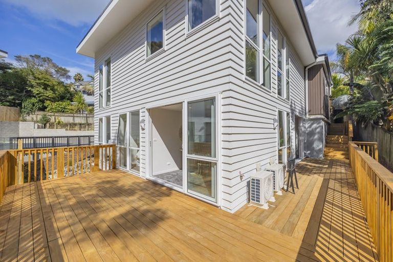 Photo of property in 27 John Court Street, Birkenhead, Auckland, 0626