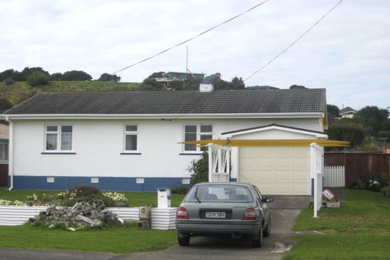 Photo of property in 40 Paritutu Road, Spotswood, New Plymouth, 4310