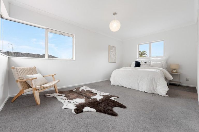 Photo of property in 42 Shelter Drive, Greenhithe, Auckland, 0632