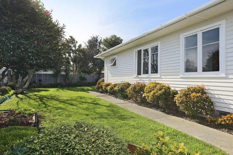 Photo of property in 5 Kelvin Road, Maraenui, Napier, 4110