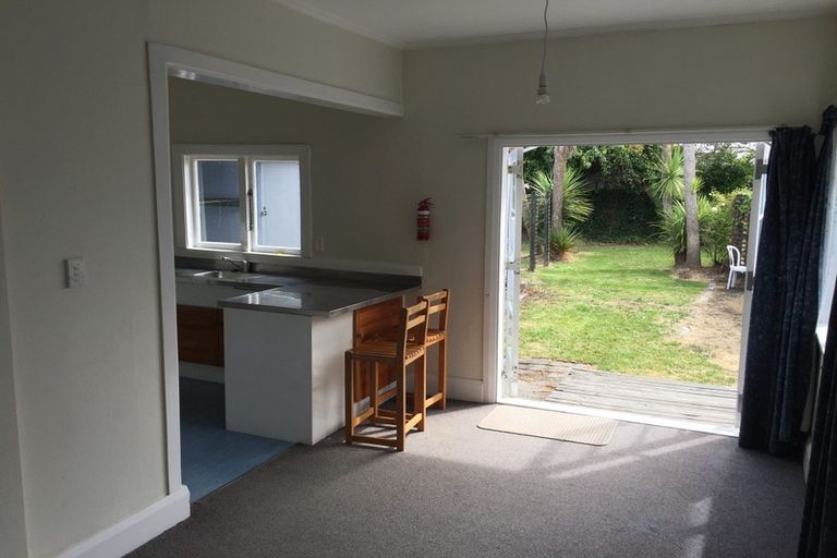 Photo of property in 93 Matipo Street, Riccarton, Christchurch, 8041