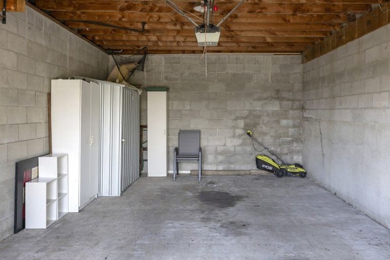 Photo of property in 17 Cumberland Street, Tauhara, Taupo, 3330