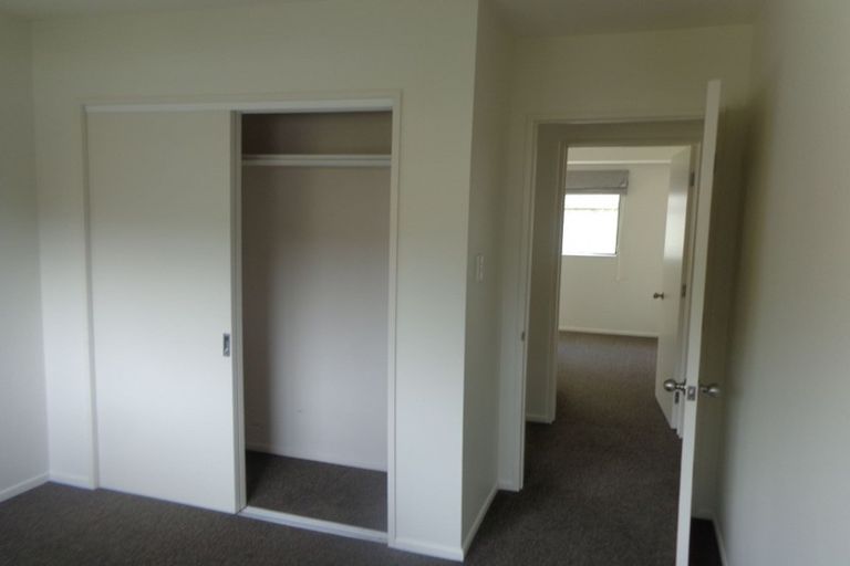 Photo of property in 17 Hassan Drive, Massey, Auckland, 0614