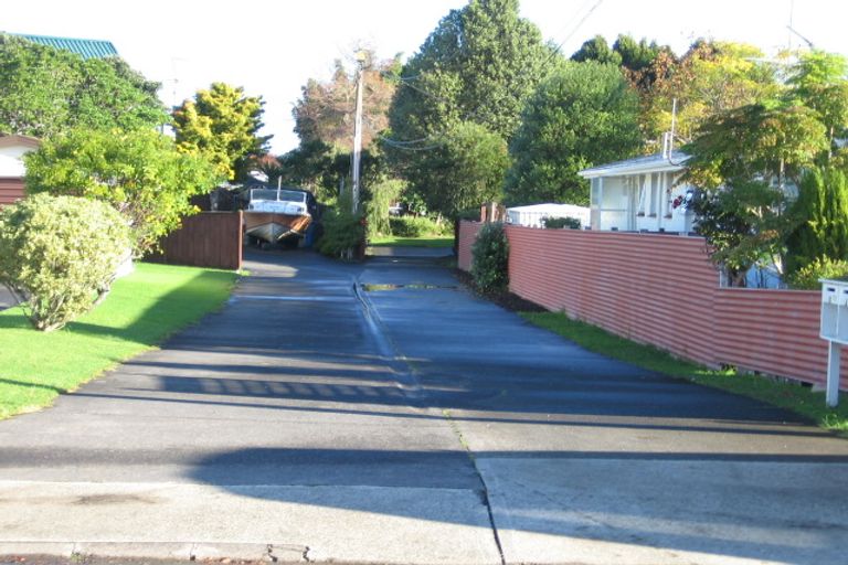 Photo of property in 11 Doment Crescent, Orewa, 0931