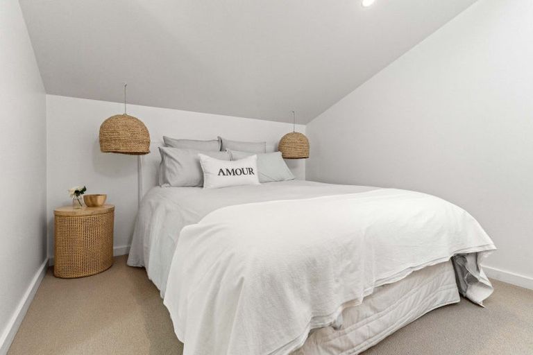 Photo of property in 103 Southdown Drive, Martinborough, 5781