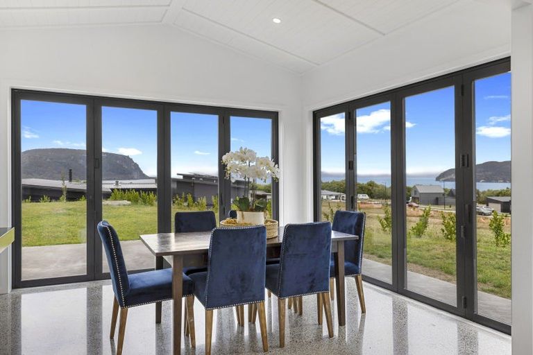 Photo of property in 47 Seven Oaks Drive, Kinloch, 3377