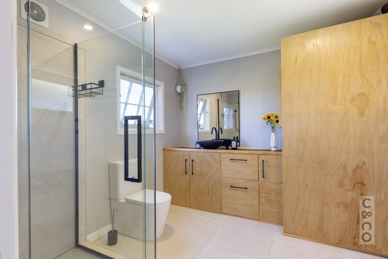 Photo of property in 349 Fordyce Road, Helensville, 0874