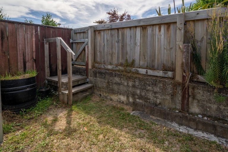 Photo of property in 2/23 Kipling Crescent, Stoke, Nelson, 7011