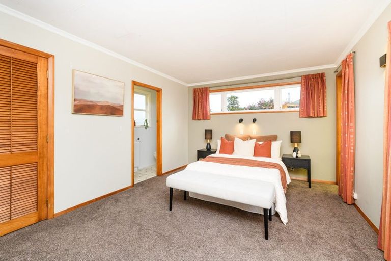 Photo of property in 11 Heatley Avenue, Hokowhitu, Palmerston North, 4410