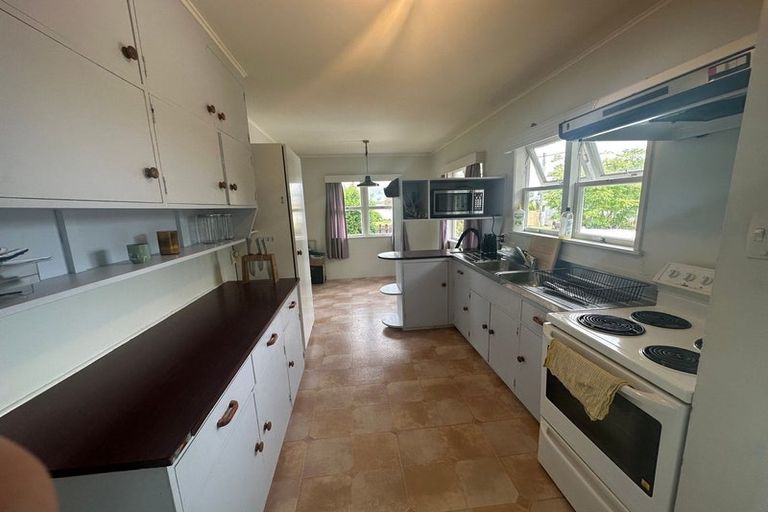 Photo of property in 58 Kokich Crescent, Onerahi, Whangarei, 0110