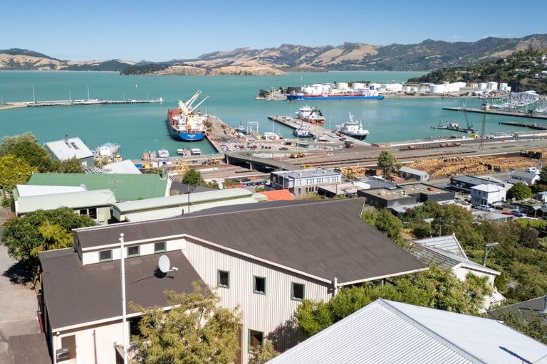 Photo of property in 59 Reserve Terrace, Lyttelton, 8082
