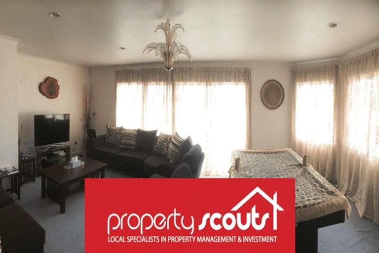 Photo of property in 16 Stephanie Close, Glenfield, Auckland, 0629