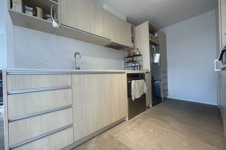 Photo of property in 2u1 Hindmarsh Street, Johnsonville, Wellington, 6037