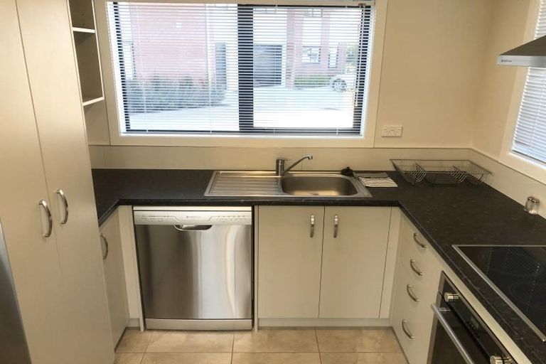 Photo of property in 12u4 Short Street, Claudelands, Hamilton, 3214