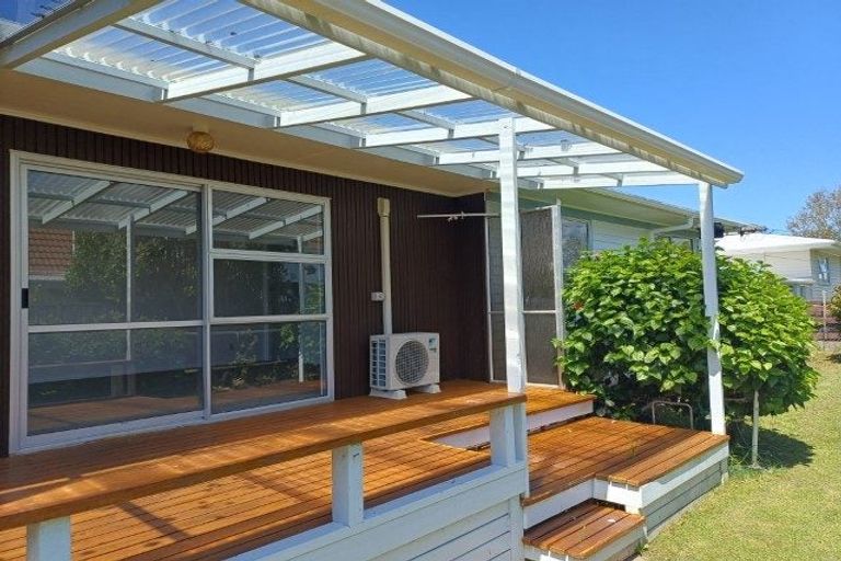 Photo of property in 41b Hatton Road, Orewa, 0931