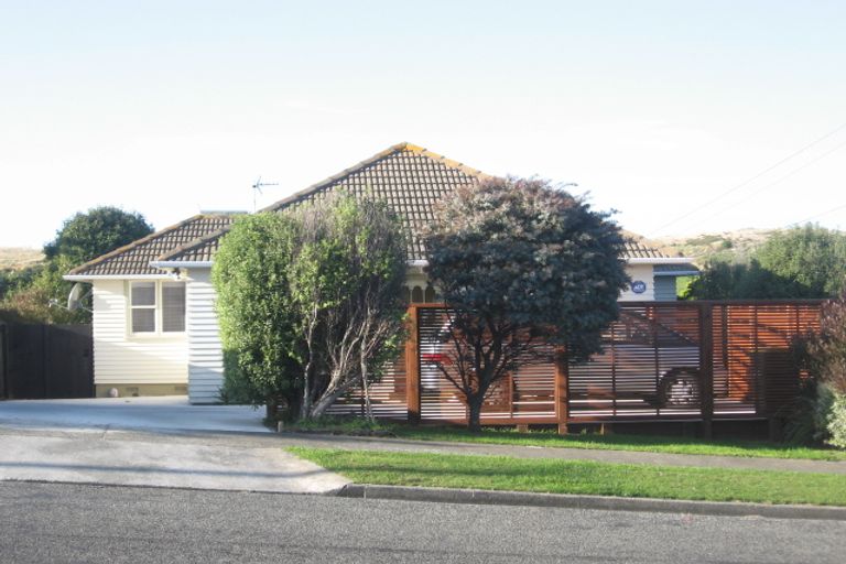 Photo of property in 22 Paenui Street, Titahi Bay, Porirua, 5022