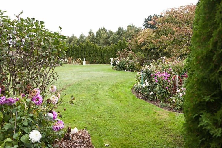 Photo of property in 1238 Two Chain Road, Swannanoa, 7475