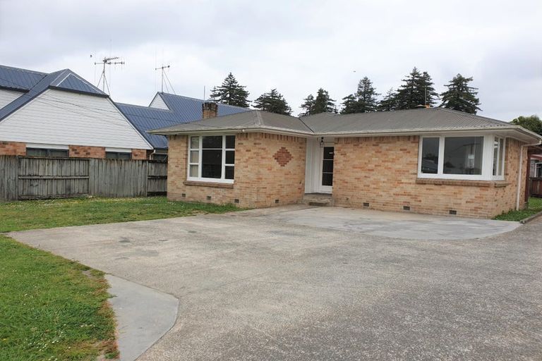 Photo of property in 6 Inverness Avenue, Hamilton East, Hamilton, 3216