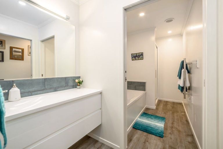 Photo of property in 38 Colville Street, Masterton, 5810