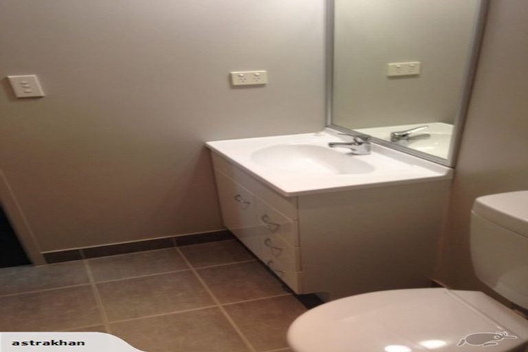 Photo of property in 4 Reding Street, Takanini, 2112
