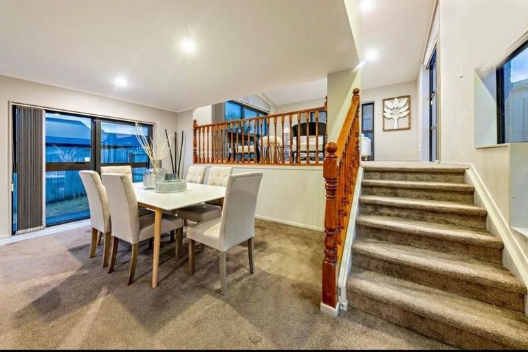 Photo of property in 147 Keri Vista Rise, Papakura, 2110