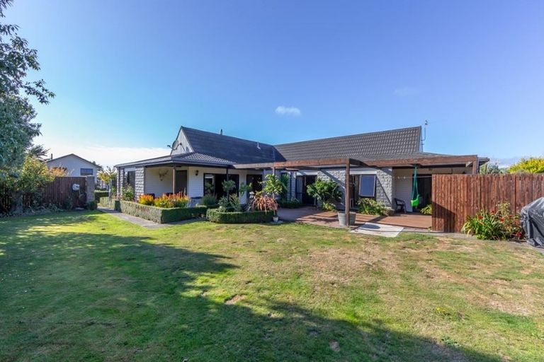 Photo of property in 61 Kowhai Avenue, Rangiora, 7400