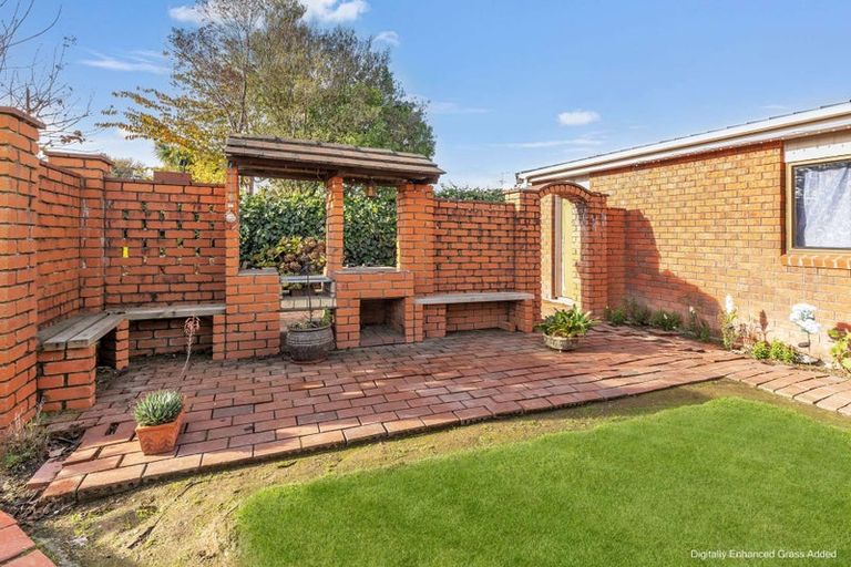 Photo of property in 13 Waimarie Avenue, Paraparaumu, 5032