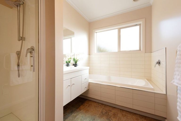 Photo of property in 26 Comber Place, Johnsonville, Wellington, 6037