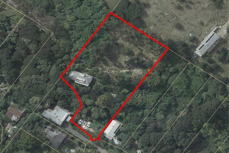 Photo of property in 16 Zephyr Terrace, Governors Bay, 8971