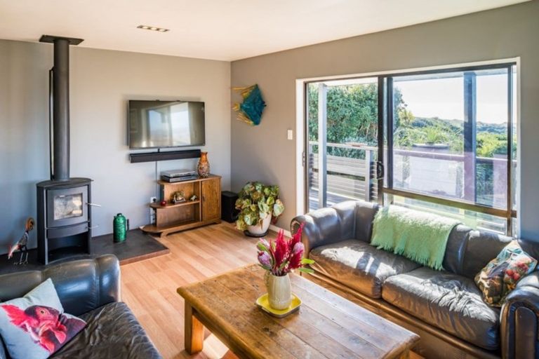 Photo of property in 23 Patiki Place, Titahi Bay, Porirua, 5022