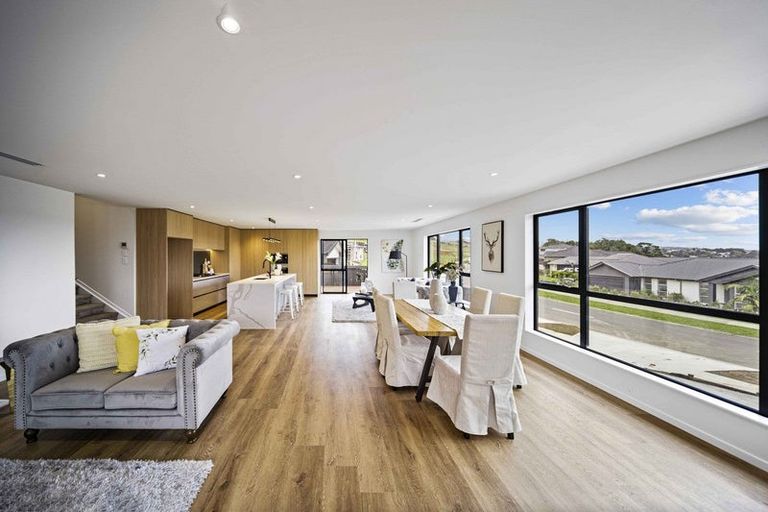 Photo of property in 116 Lisle Farm Drive, Pukekohe, 2120