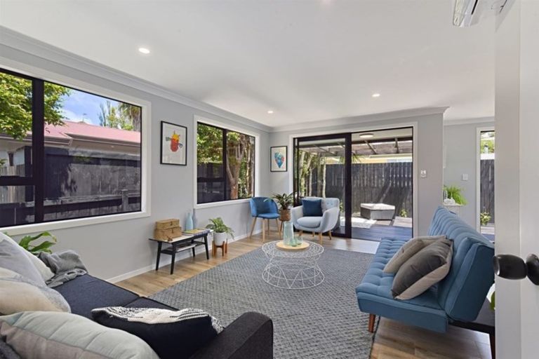 Photo of property in 174 Solar Road, Glen Eden, Auckland, 0602