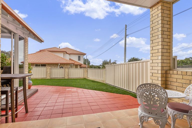 Photo of property in 8a Daytona Road, Henderson, Auckland, 0610