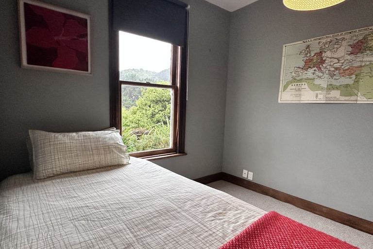 Photo of property in 14 Jackson Street, Island Bay, Wellington, 6023