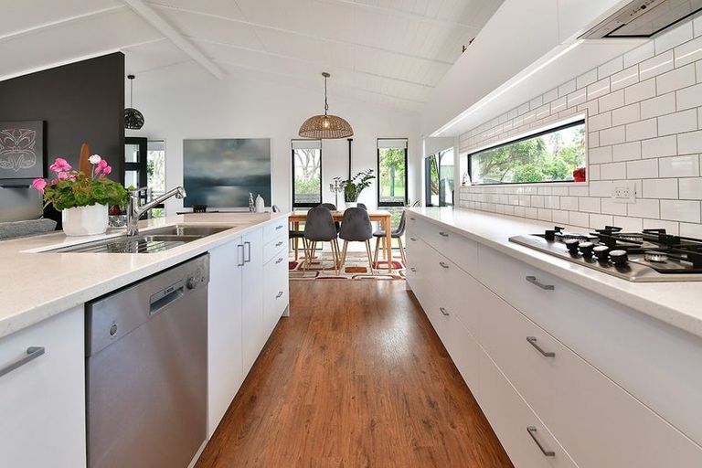 Photo of property in 4 Serene Place, Gulf Harbour, Whangaparaoa, 0930