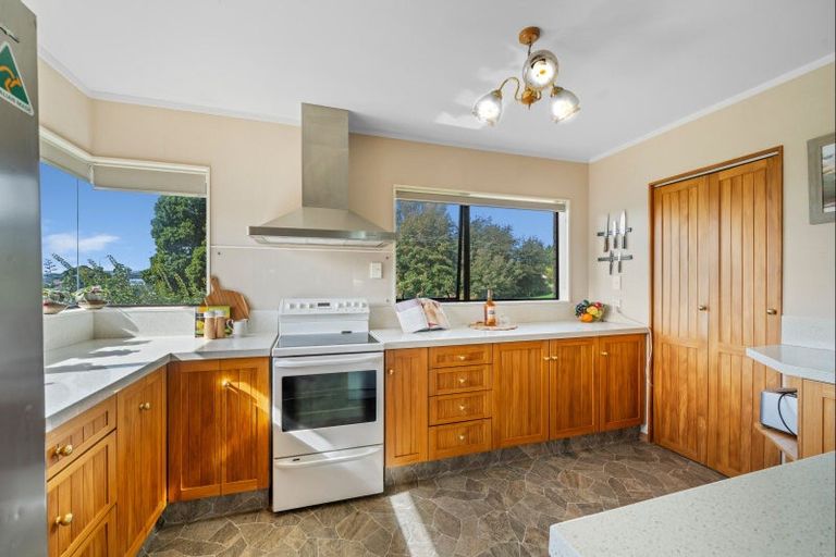 Photo of property in 5 Whakapaki Street, Urenui, 4375