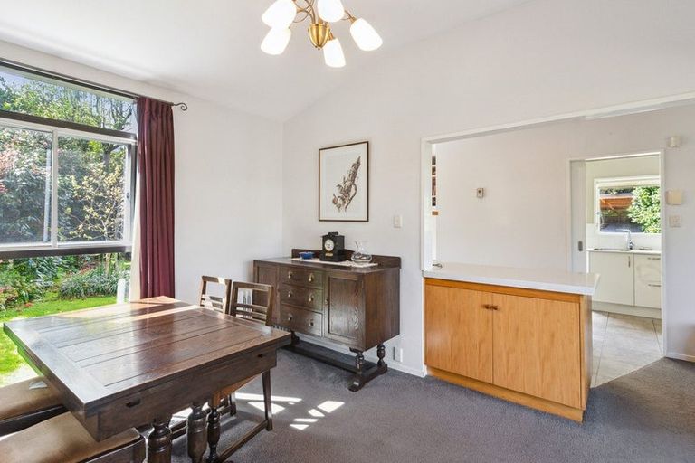 Photo of property in 2 Rata Street, Waikanae, 5036