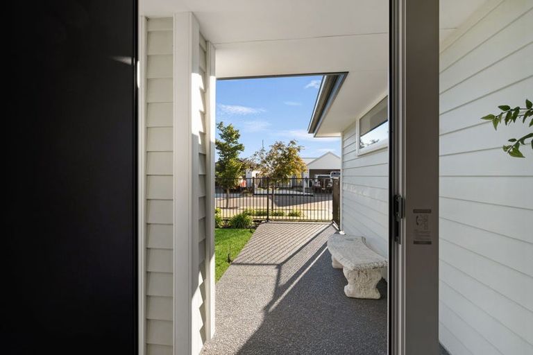 Photo of property in 25 Waituna Street, Pegasus, 7612
