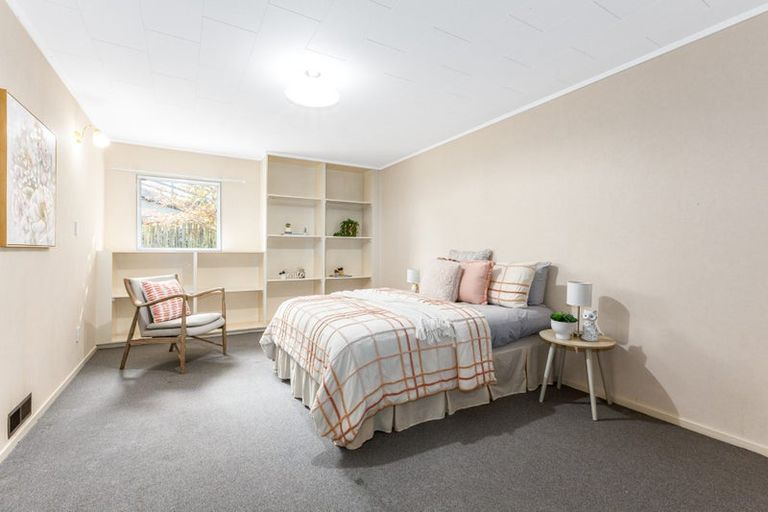 Photo of property in 5 Romesdale Road, Papakowhai, Porirua, 5024