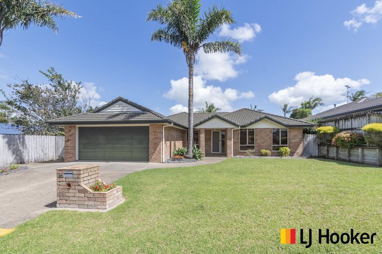Photo of property in 33 Parkhaven Drive, Rosehill, Papakura, 2113