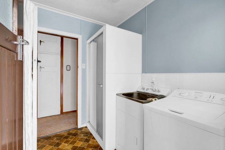 Photo of property in 19 Essex Street, Vogeltown, New Plymouth, 4310