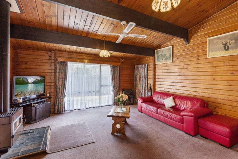 Photo of property in 34 Black Peak Road, Omarama, 9412