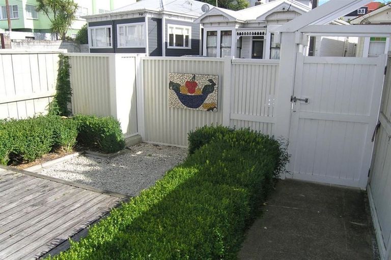 Photo of property in 7u2 Henry Street, Kilbirnie, Wellington, 6022