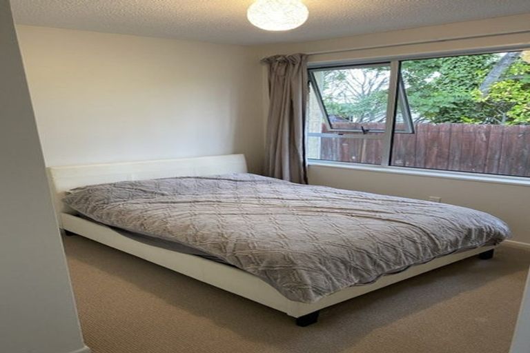 Photo of property in 1/104 Picton Avenue, Riccarton, Christchurch, 8011
